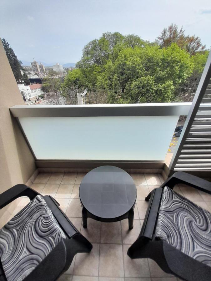 Departamento Centrico Plaza Alvarado Con Cochera Salta Bagian luar foto