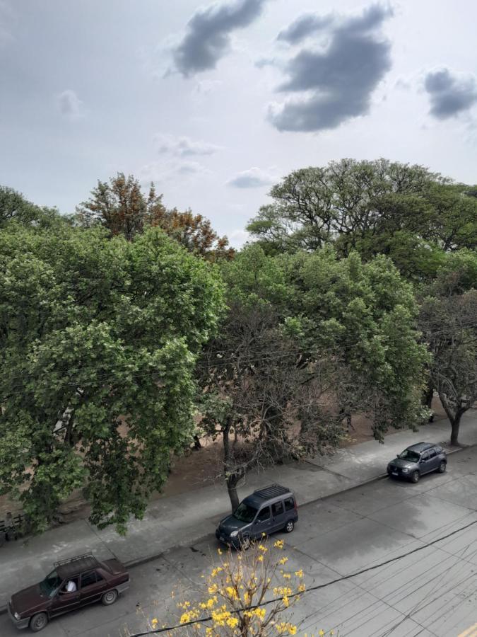 Departamento Centrico Plaza Alvarado Con Cochera Salta Bagian luar foto